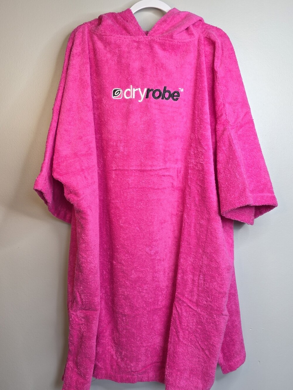 dryrobe Hot Pink Hooded Towel Poncho NWT